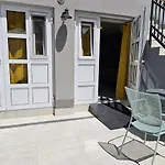 Laguna Gisela Homestay *